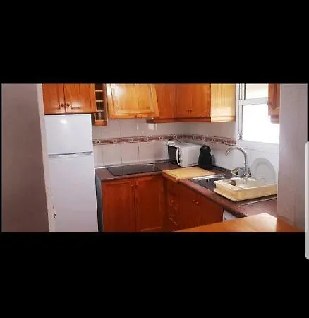 Apartamento 3 Y 2 Banos. 5 Min De La Playa Torrevieja
